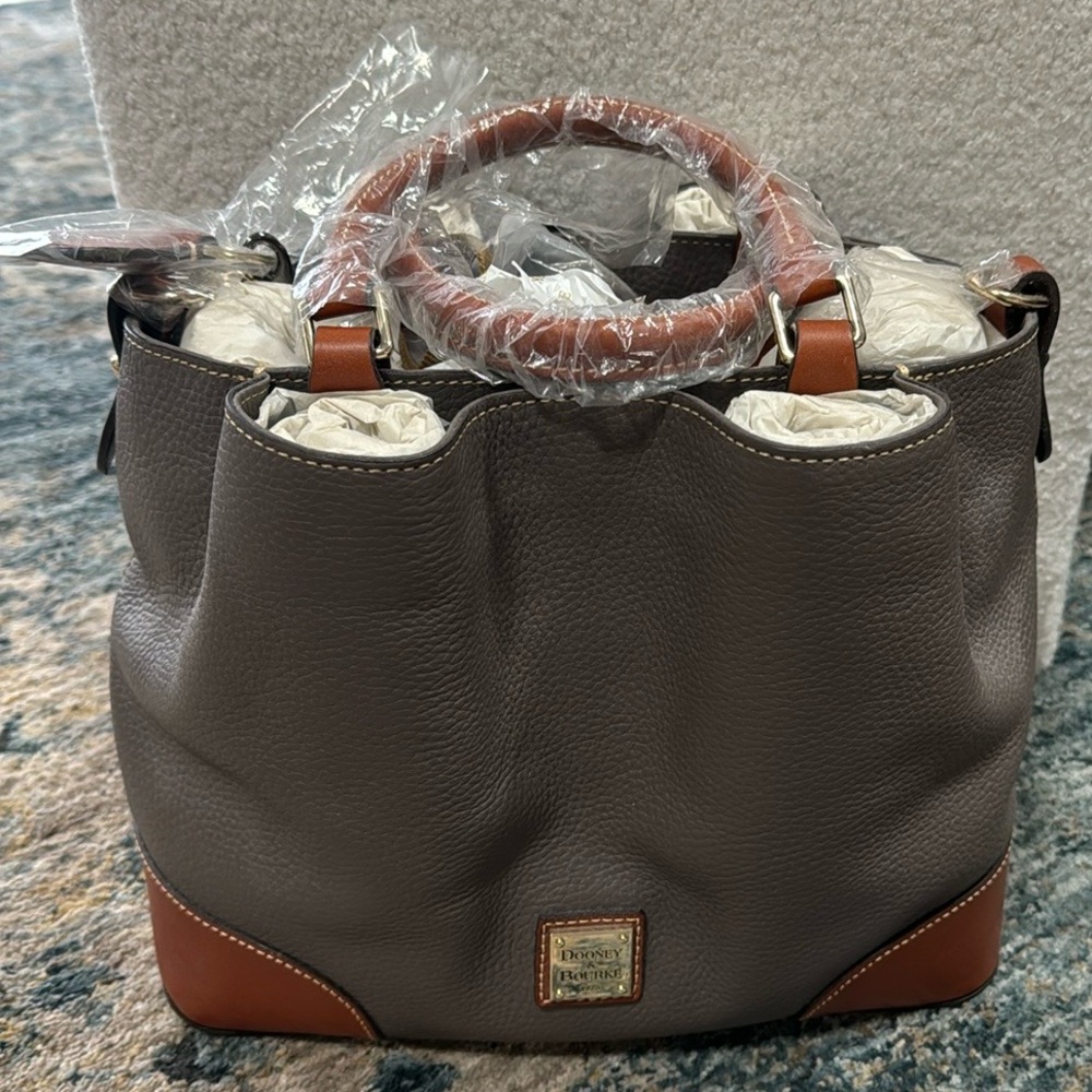 Dooney & Bourke beautiful pebble leather satchel.